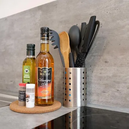 - Independant Avec Cour Lägenhet *